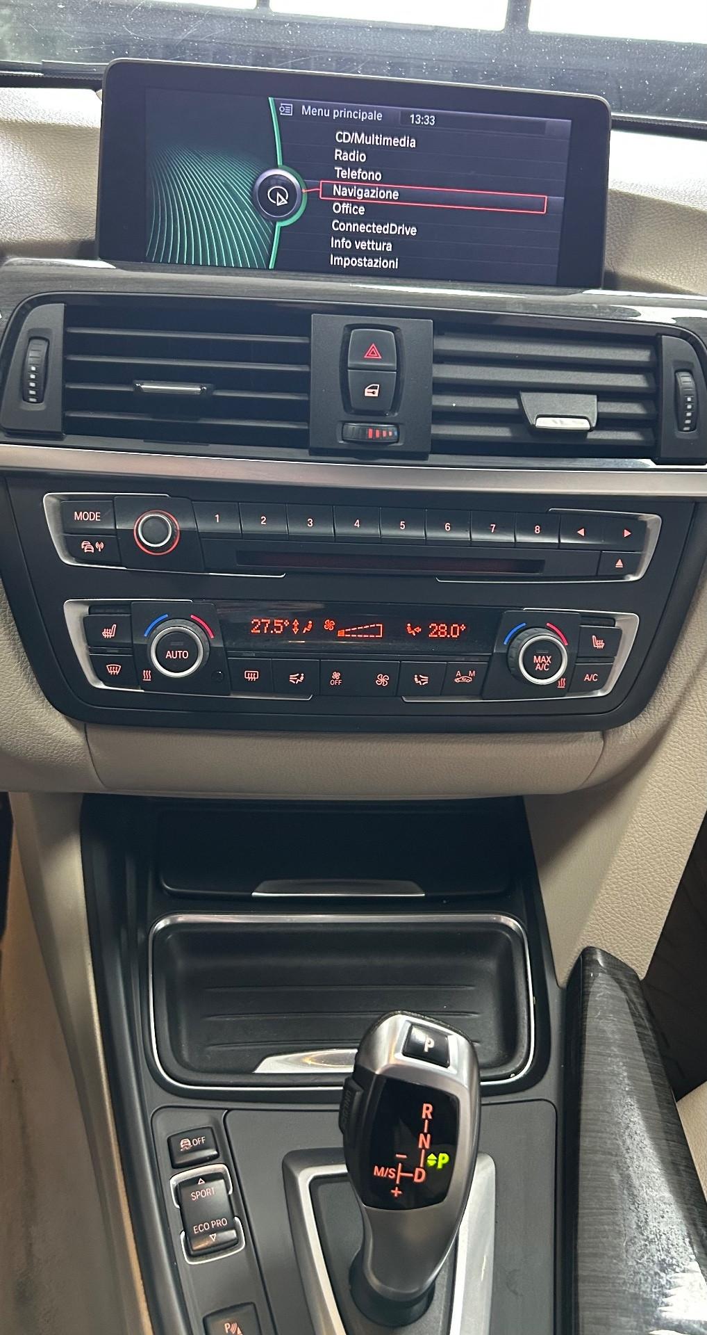 BMW 320d Modern 184 cv “AUT/PELLE/NAVI/18”-2013