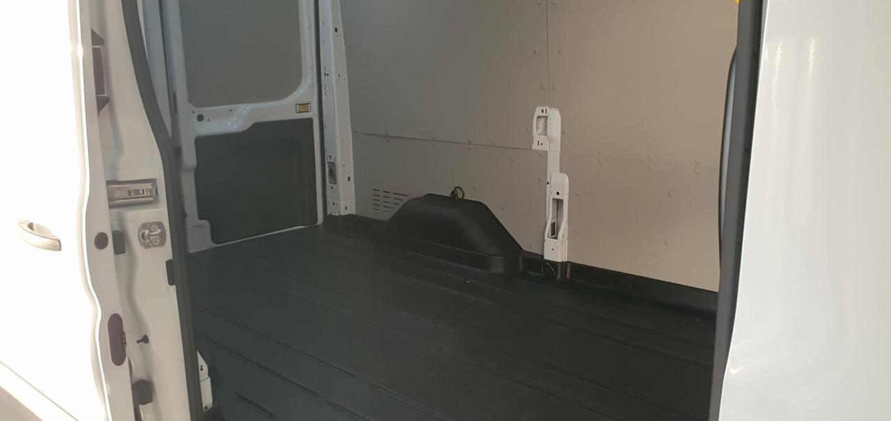 Ford Transit E-Transit Van 350 L2H2 Trend 269CV Batt. 68KWh Auton. 260Km