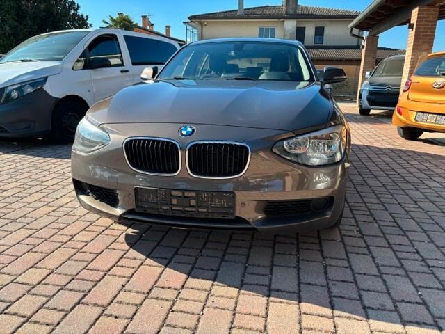 Bmw 116 118i 5p. Sport
