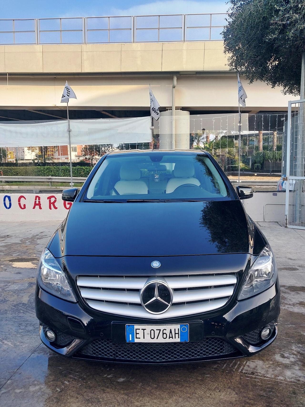 MERCEDES CLASSE B-160 CDI 67.000 KM. 09-2013