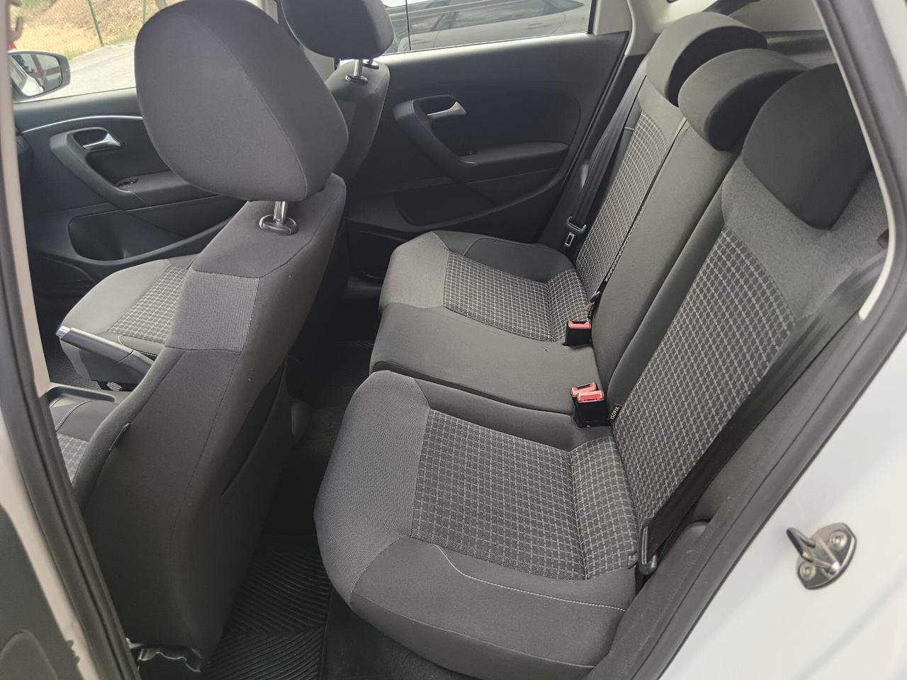 Volkswagen Polo 1.4 TDI 75CV NEOPATENTATI
