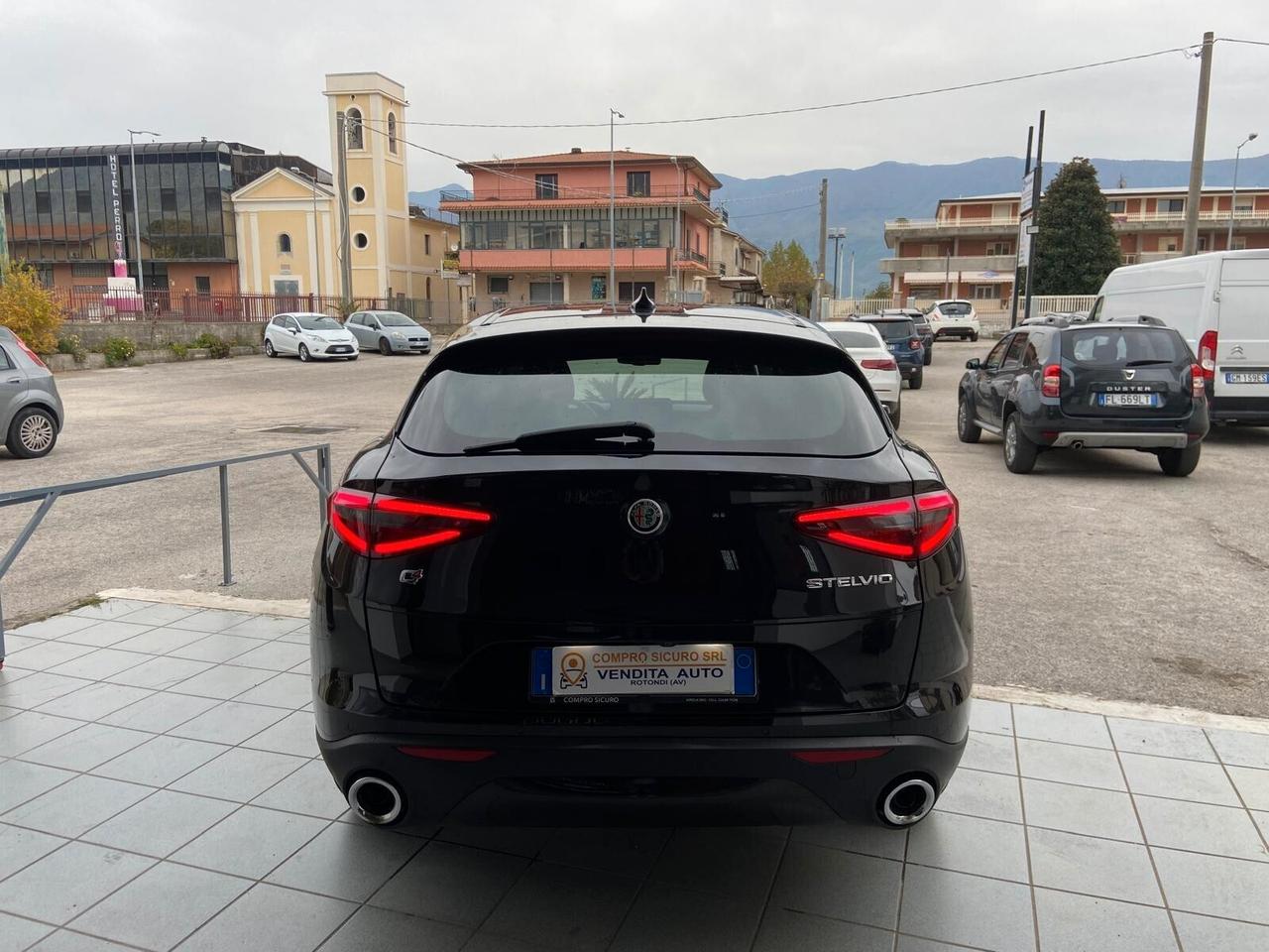 Alfa Romeo Stelvio 2.2 Turbodiesel 190 CV AT8 Q4 Executive