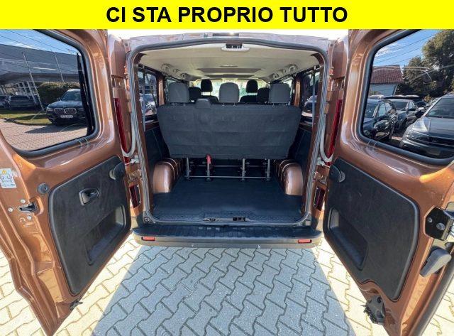 RENAULT Trafic T27 1.6 dCi 120CV 8 POSTI
