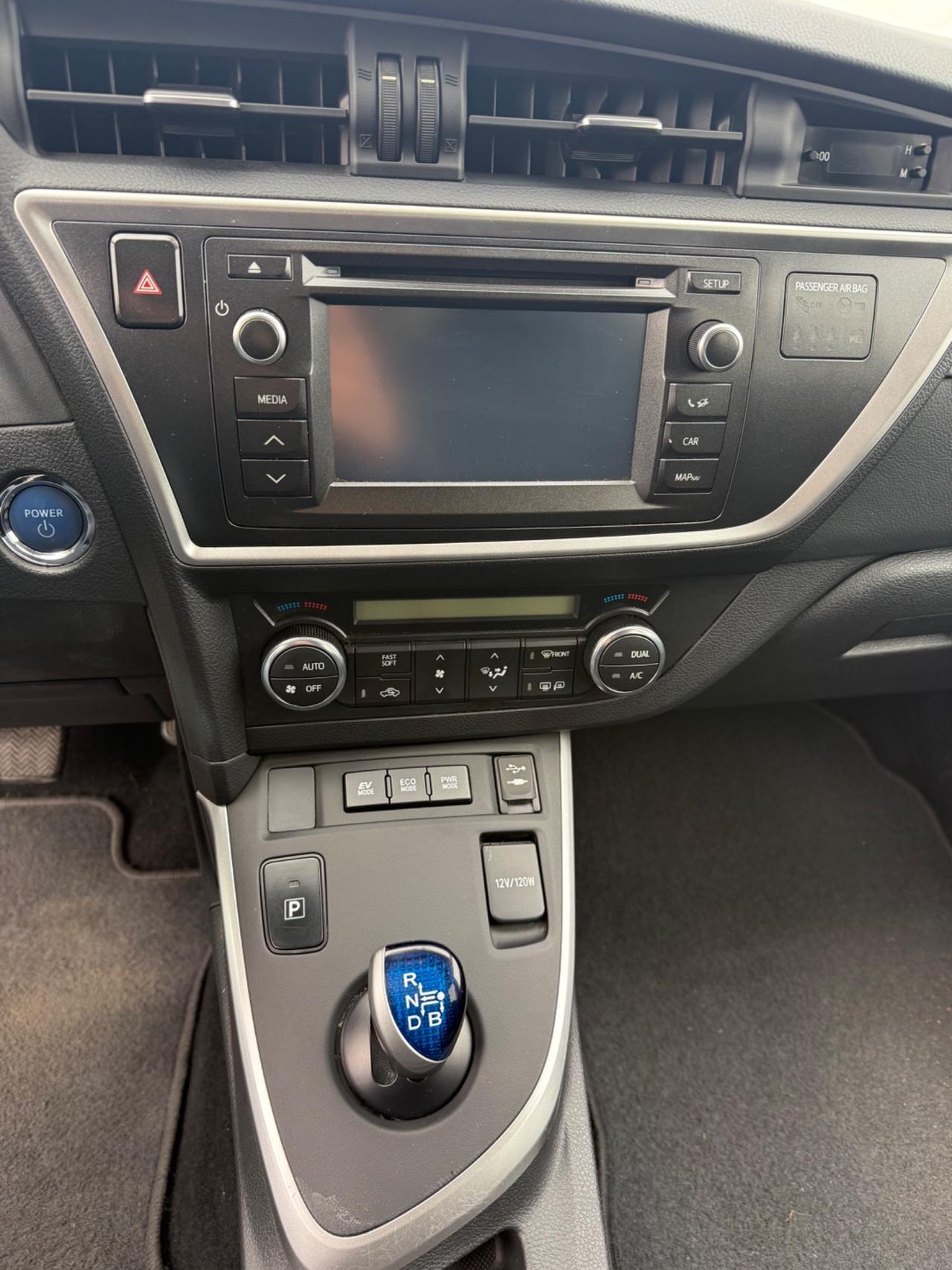 Toyota Auris Touring Sports 1.8 Hybrid Business Pack