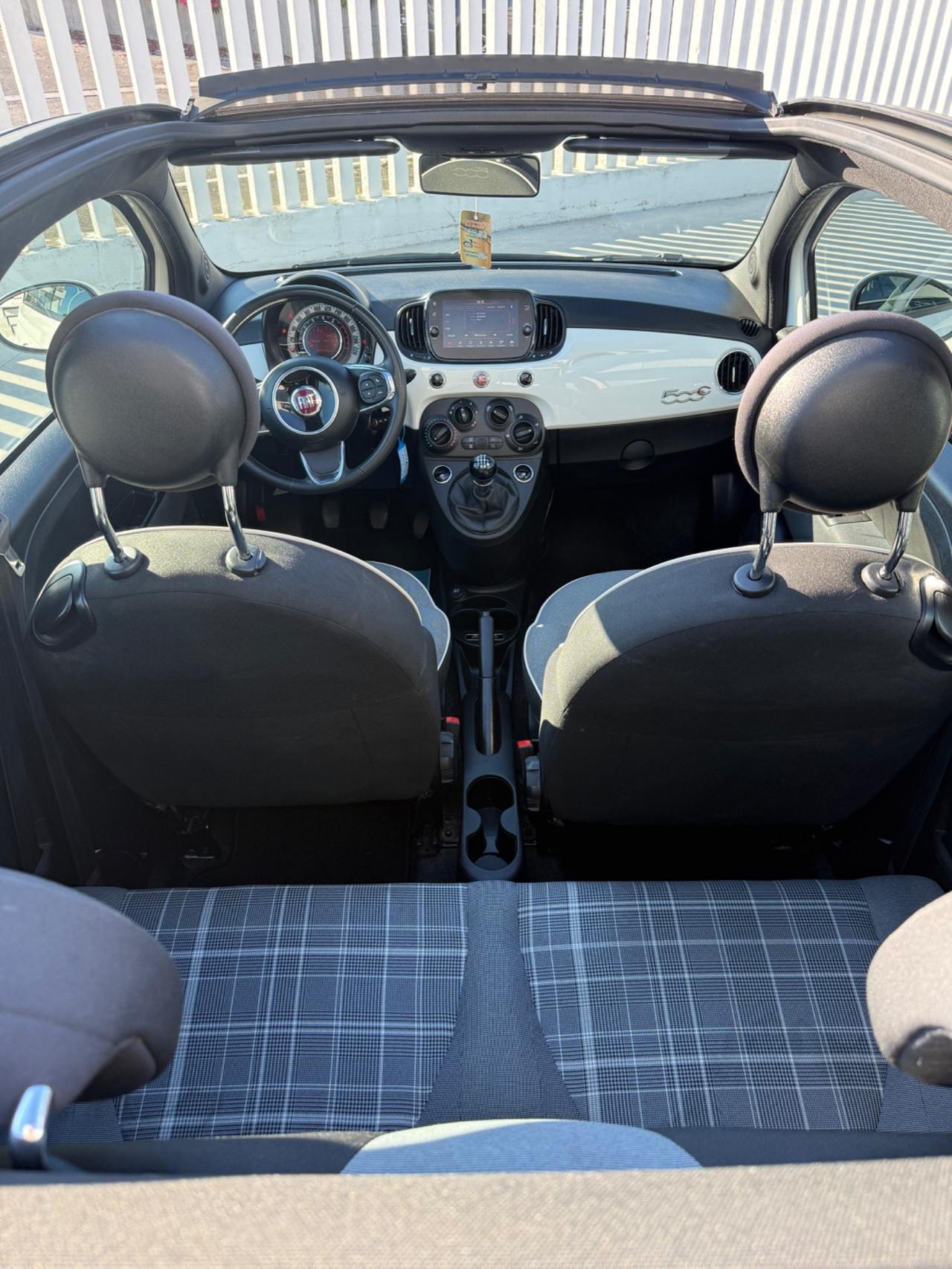 Fiat 500 C 1.0 Hybrid Lounge