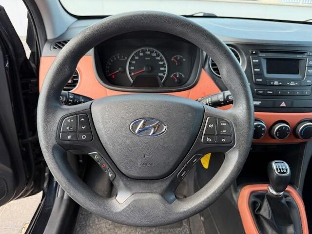 Hyundai i10 1.0 MPI Sound Edition 2017