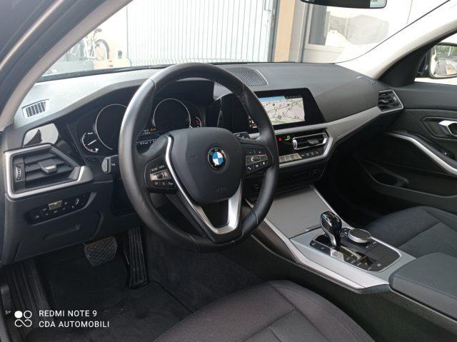 BMW 320 d Touring Business Advantage NAVI-CARPLAY-ANDROID