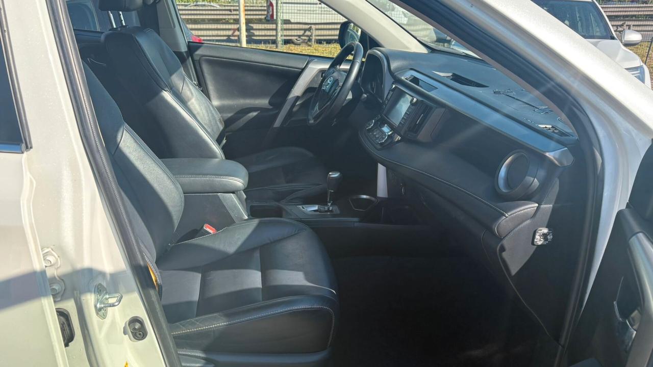 Toyota RAV 4 RAV4 2.5 Hybrid 2WD Lounge