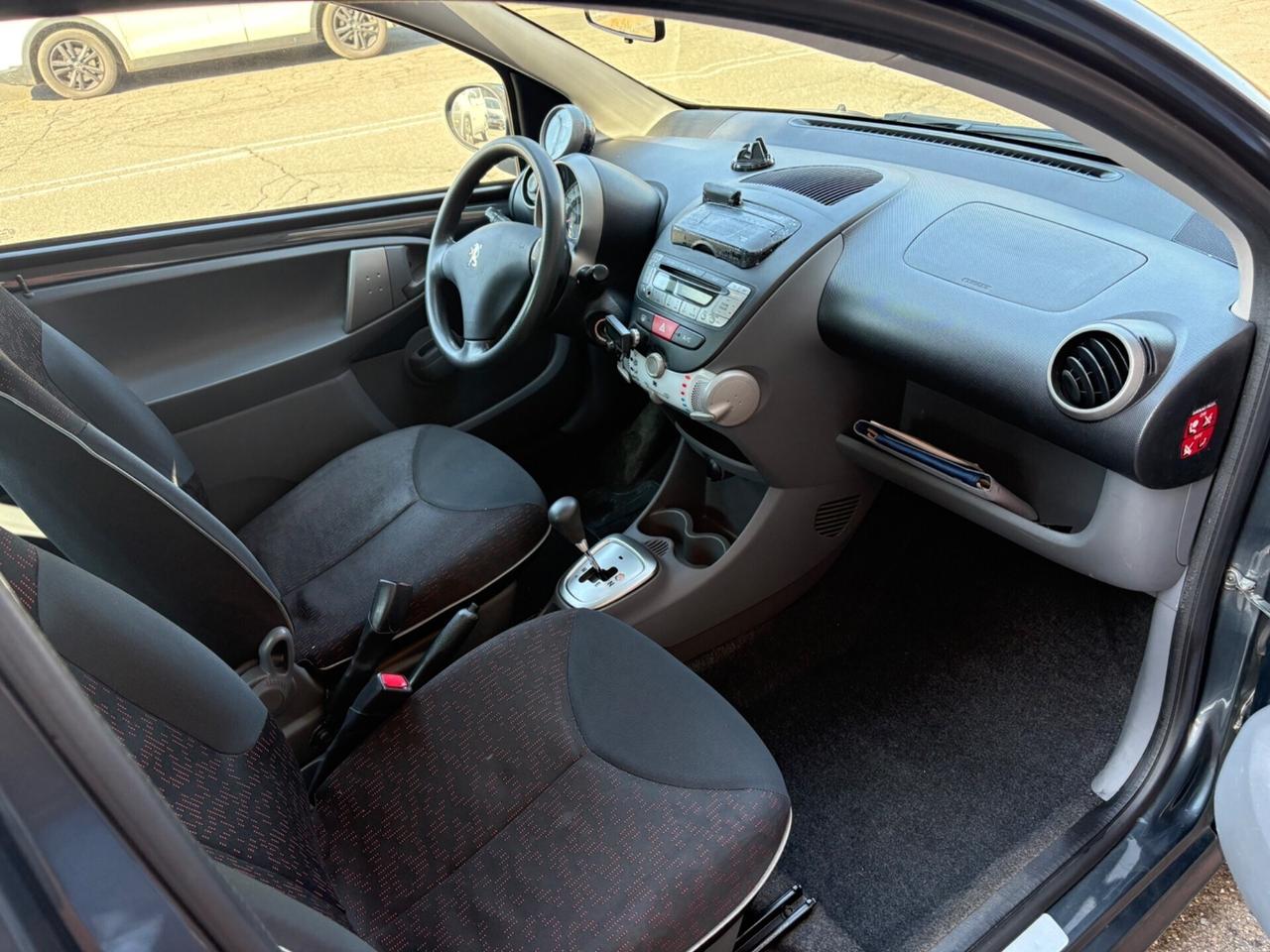 Peugeot 107 1.0 68CV 3p. Automatica 2011