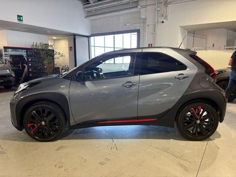 Toyota Aygo X 1.0B (72 CV) Undercover S-CVT