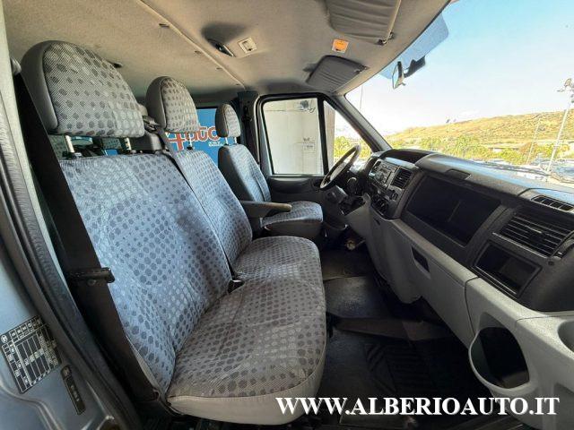 FORD Tourneo 300T 2.2 TDCi/110 CV PC Minibus 9 POSTI