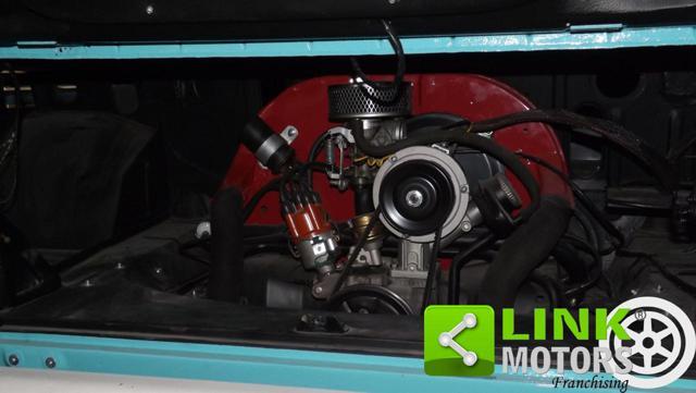 VOLKSWAGEN T2 26B1 con cassone completamente restaurato