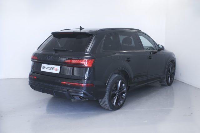 AUDI Q7 50 TDI quattro tip. S line Edition Black plus /7p.