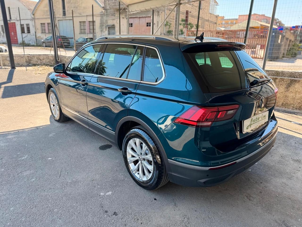 Volkswagen Tiguan 2.0 TDI 150 CV SCR DSG Elegance