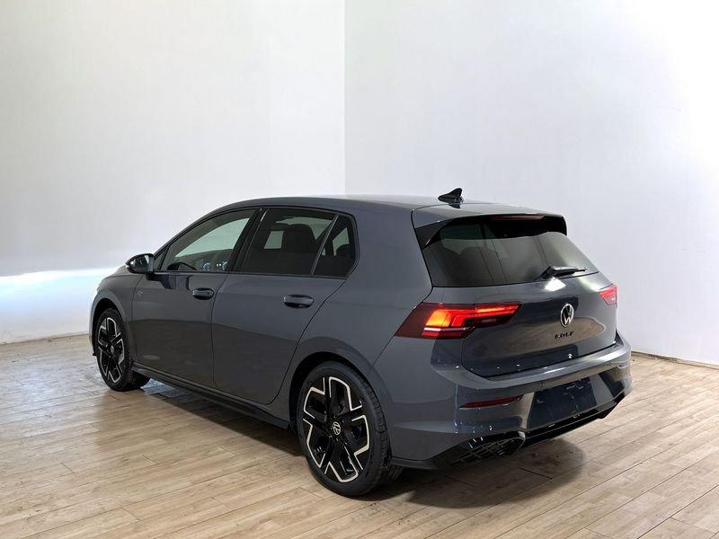 Volkswagen Golf Golf 1.5 etsi R-Line Plus 150cv dsg