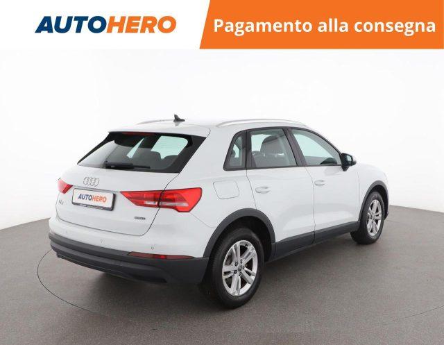 AUDI Q3 40 TDI quattro S tronic Business