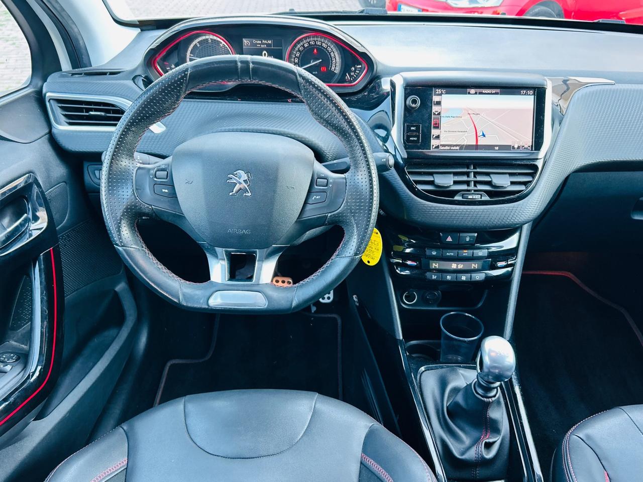 Peugeot 2008 BlueHDi 120 S&S Crossway