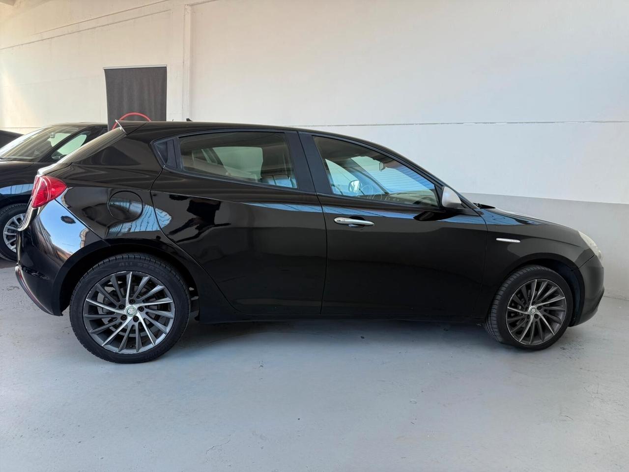 Alfa Romeo Giulietta 1.6 JTDm-2 105 CV