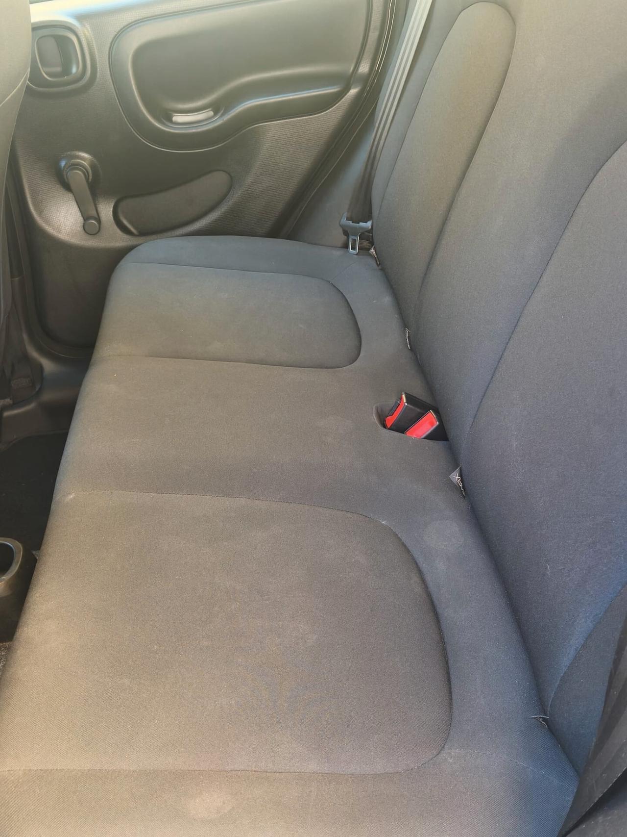 Fiat Panda 1.0 FireFly S&S Hybrid Garmin
