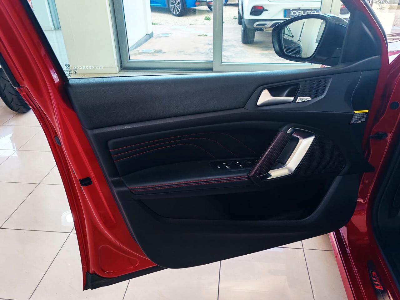 Peugeot 308 GTi 262 cv by Peugeot Sport 2019