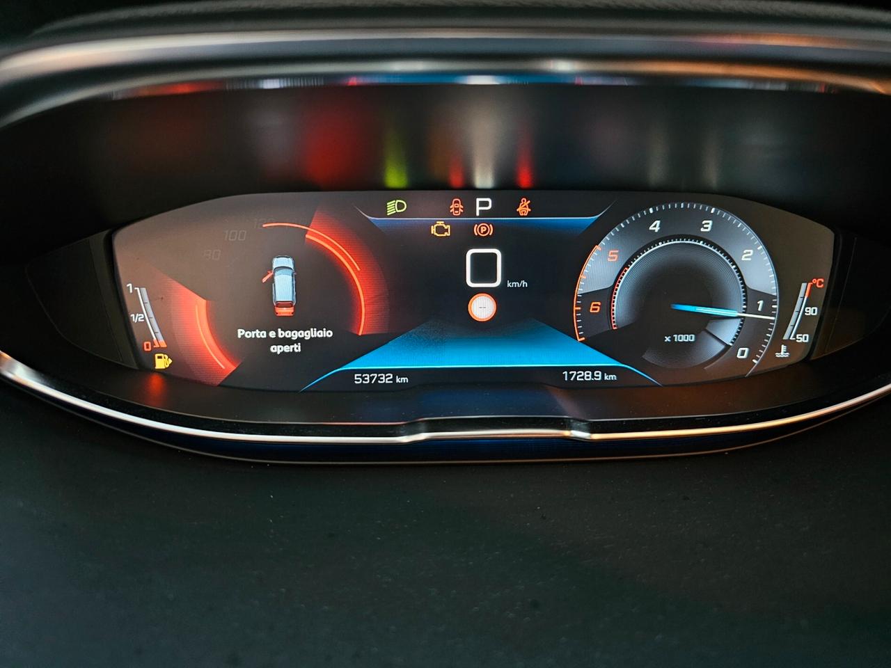 Peugeot 3008 BlueHDi 130 S&S EAT8 Business