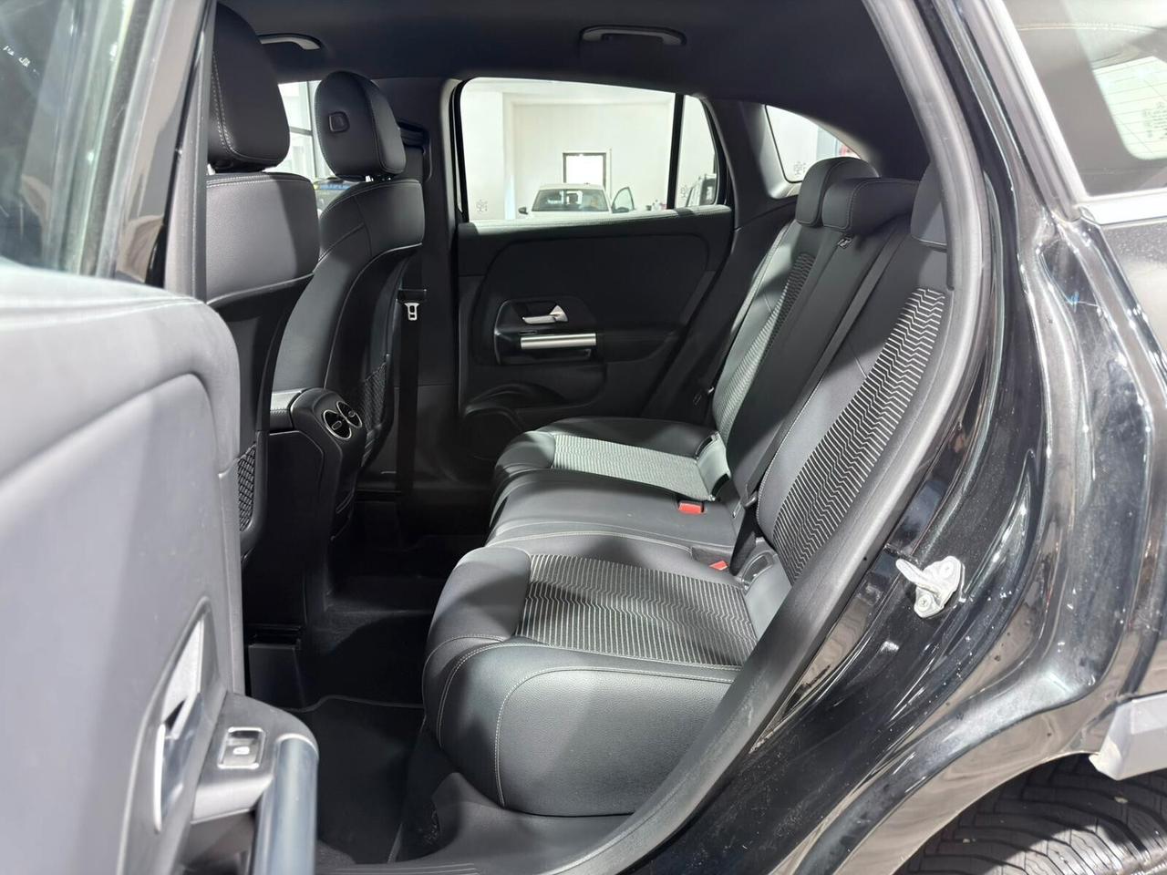 MERCEDES GLA250E PLUG-IN HYBRID 218cv PREMIUM AUTO