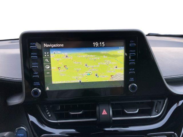 TOYOTA C-HR 1.8 Hybrid E-CVT Business