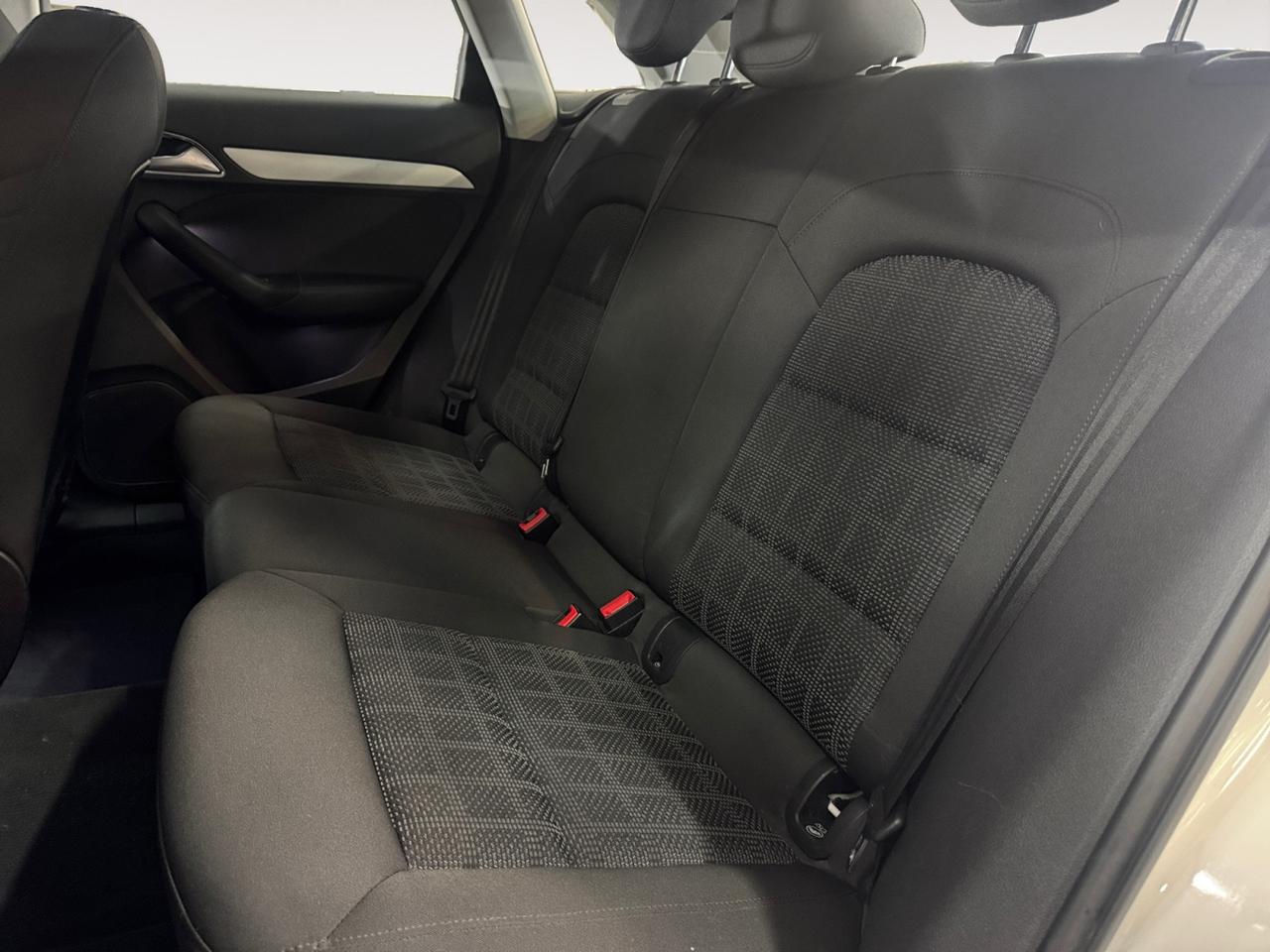 Audi Q3 2.0 tdi Sport 150cv s-tronic