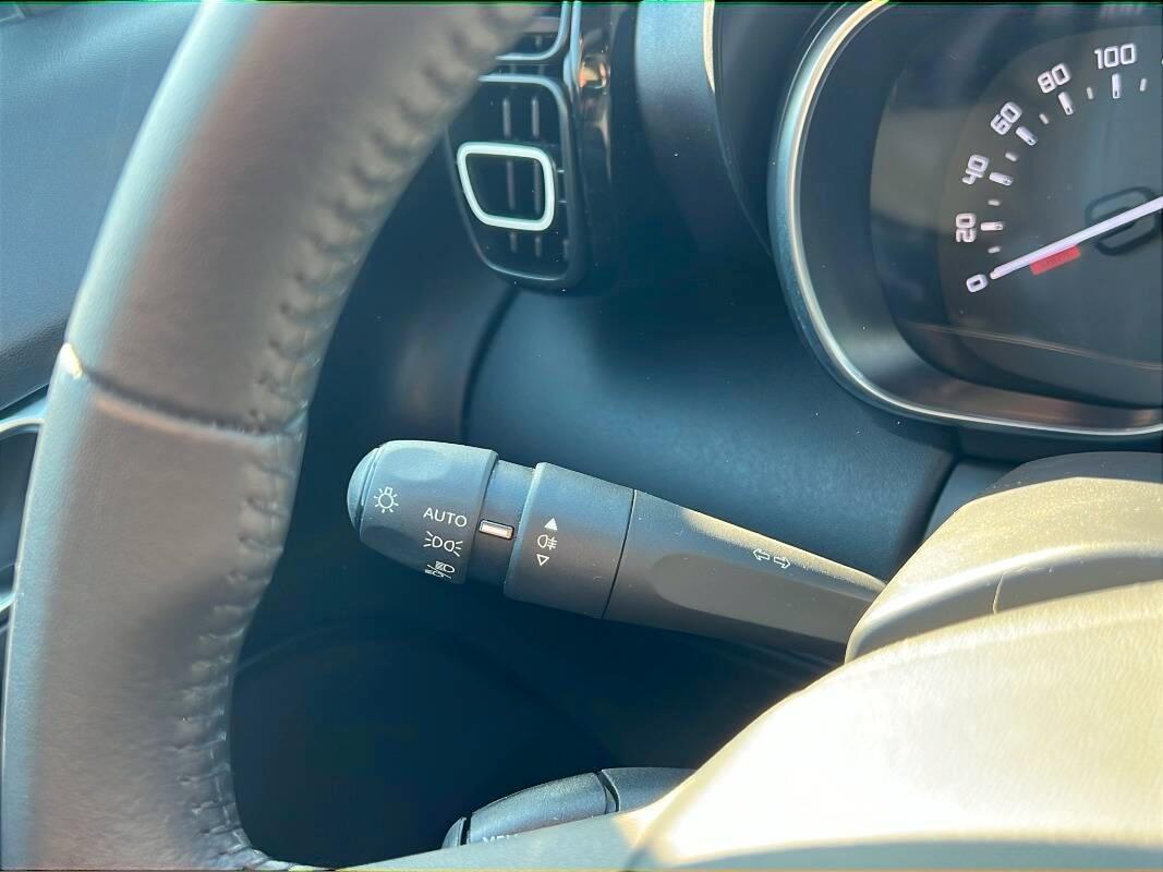 Citroen C3 Aircross 1.2 puretech Plus s&s 110cv con CarPlay