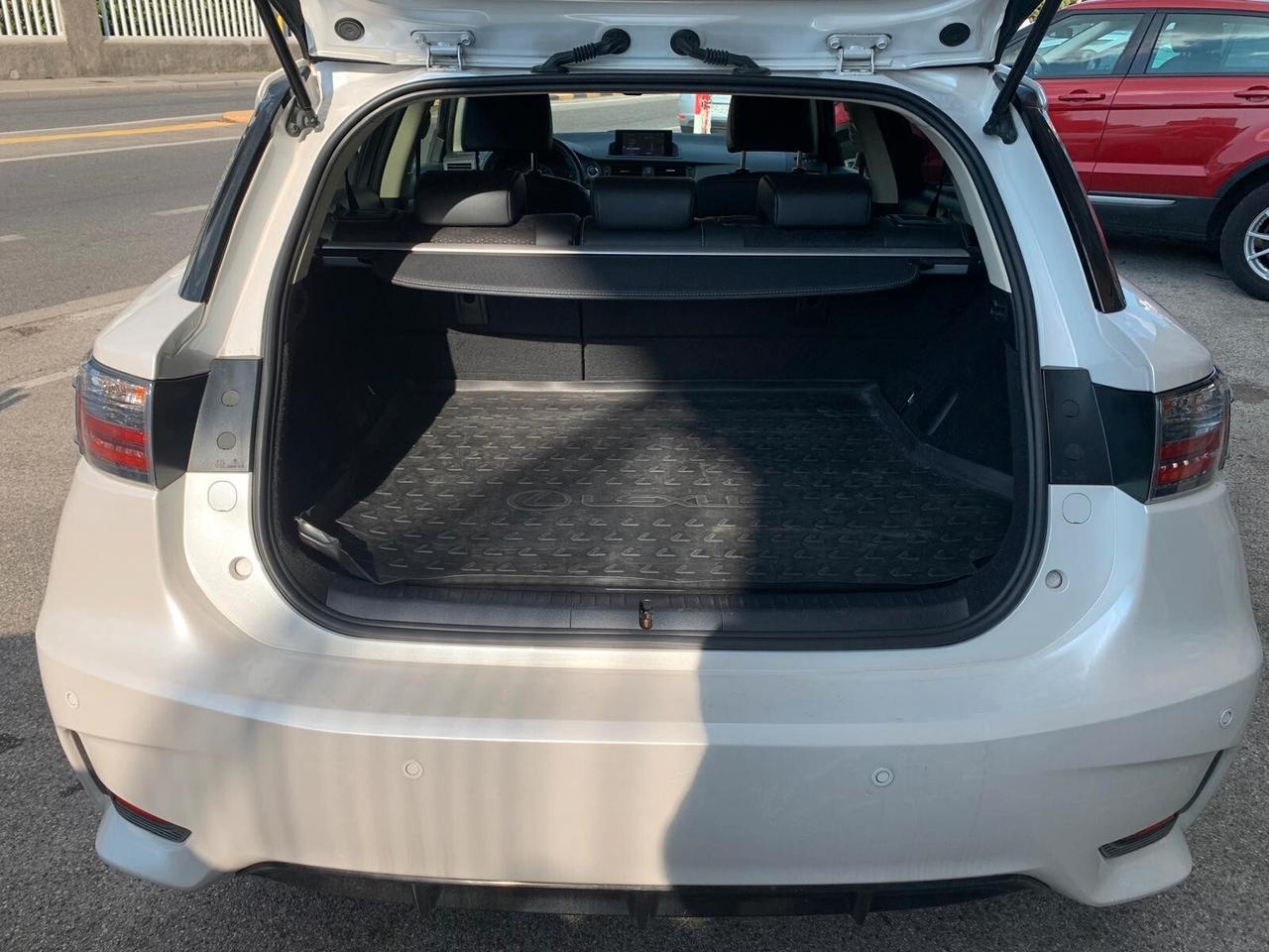 Lexus CT 200h Hybrid Sport Unicoprop. Neopat.
