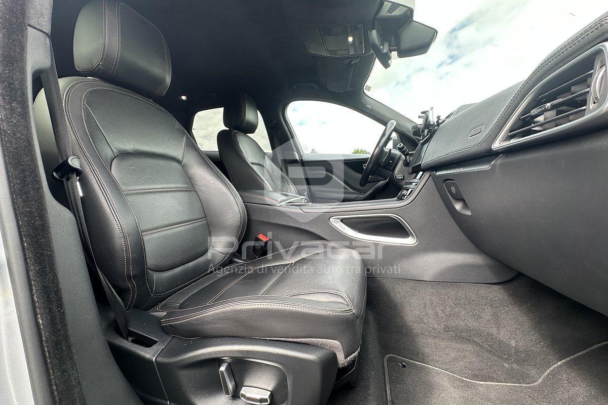 JAGUAR F-Pace 2.0 D 180 CV AWD aut. Prestige
