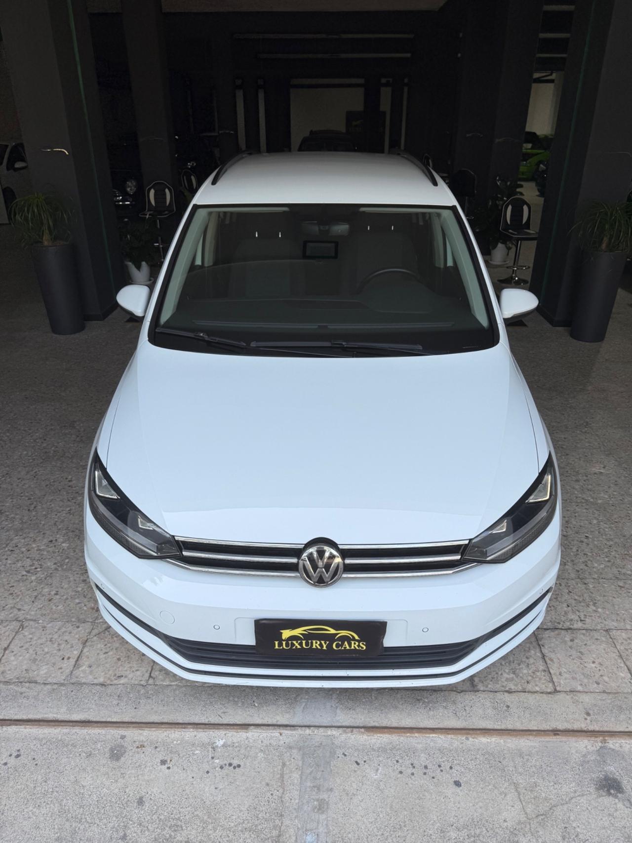 Volkswagen Touran 2.0 TDI DSG 2020