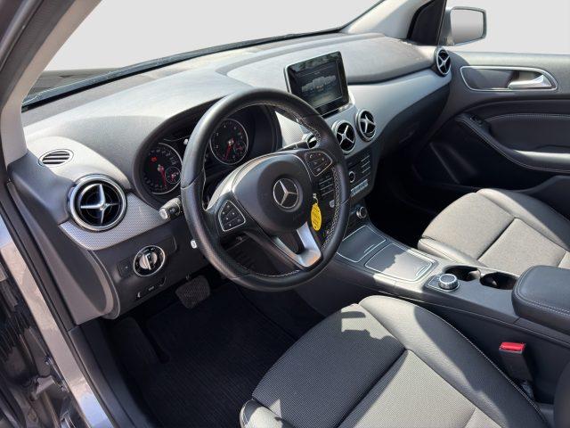 MERCEDES-BENZ CLA sse B B 180 d Automatic Sport