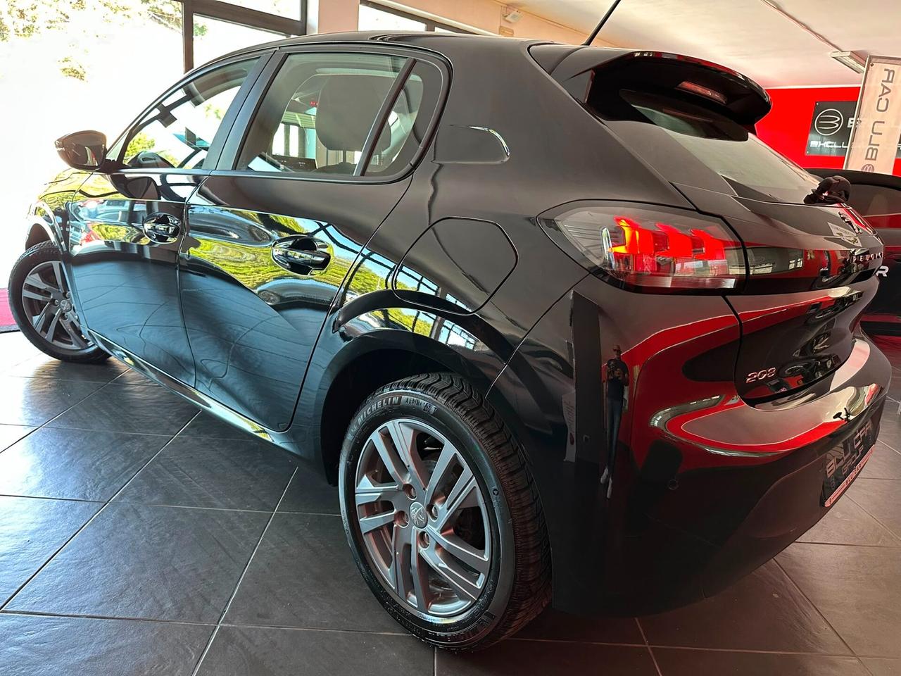 PEUGEOT 208 1.2 100cv ACTIVE PACK