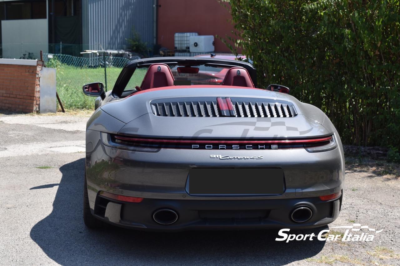 Porsche 911 Carrera 4S