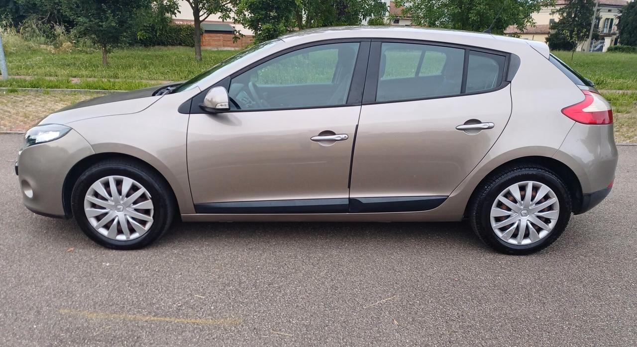 Renault Megane Mégane 1.5 dCi 110CV Luxe