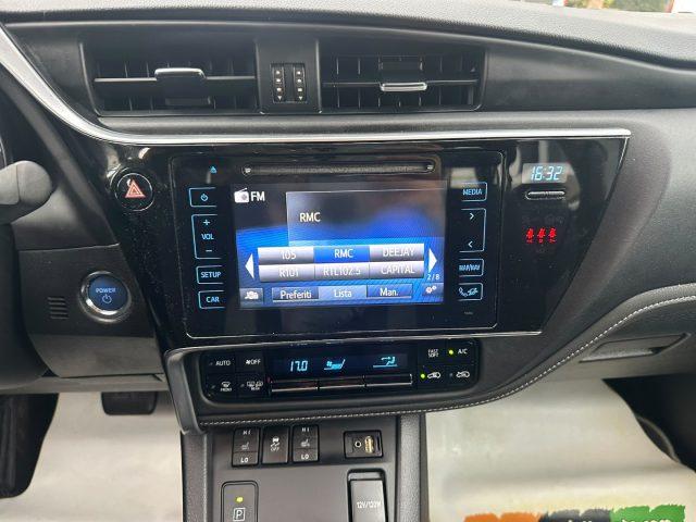 TOYOTA Auris Touring Sports 1.8 Hybrid Business