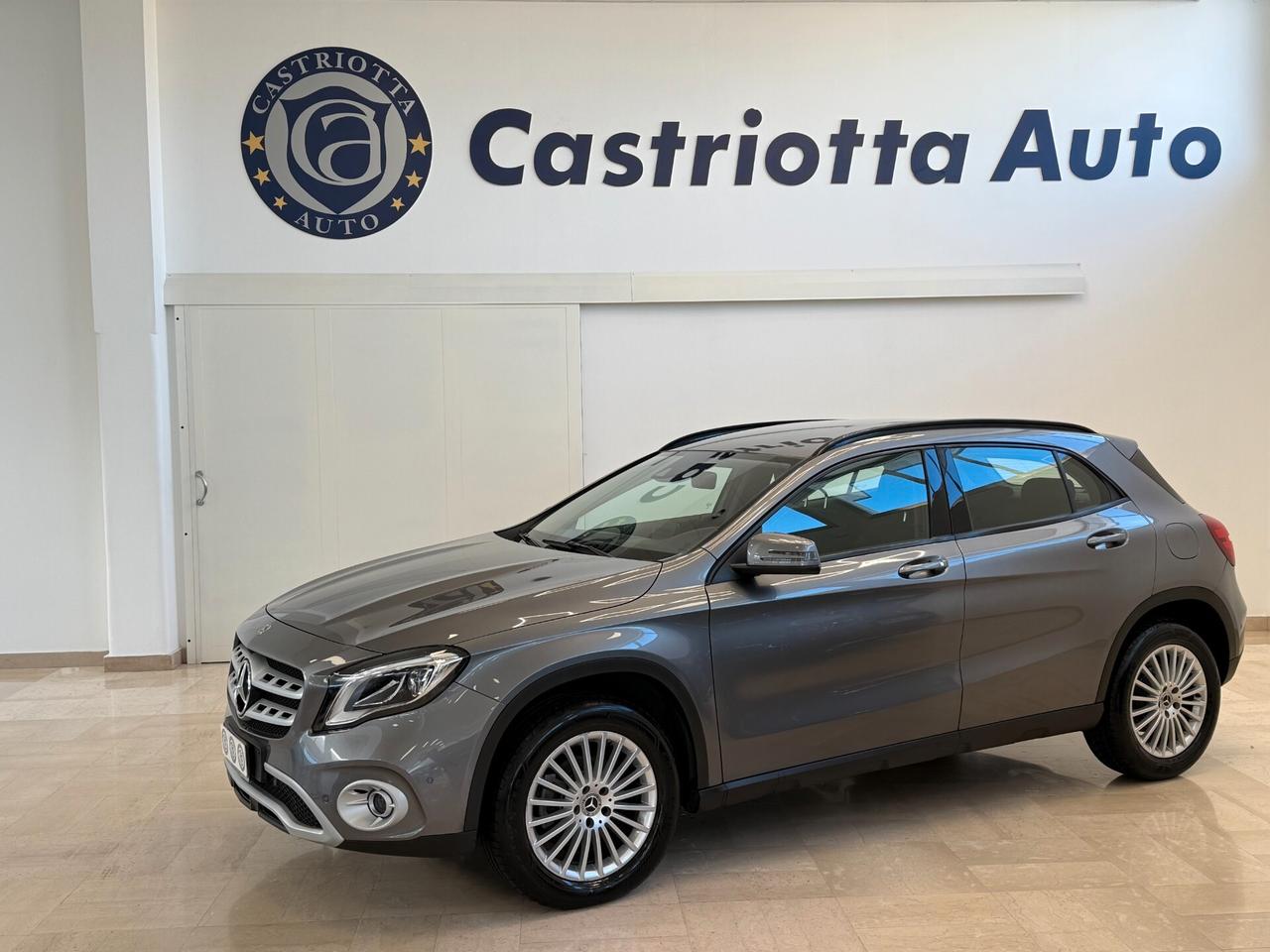 Mercedes-Benz GLA 200 d Business auto