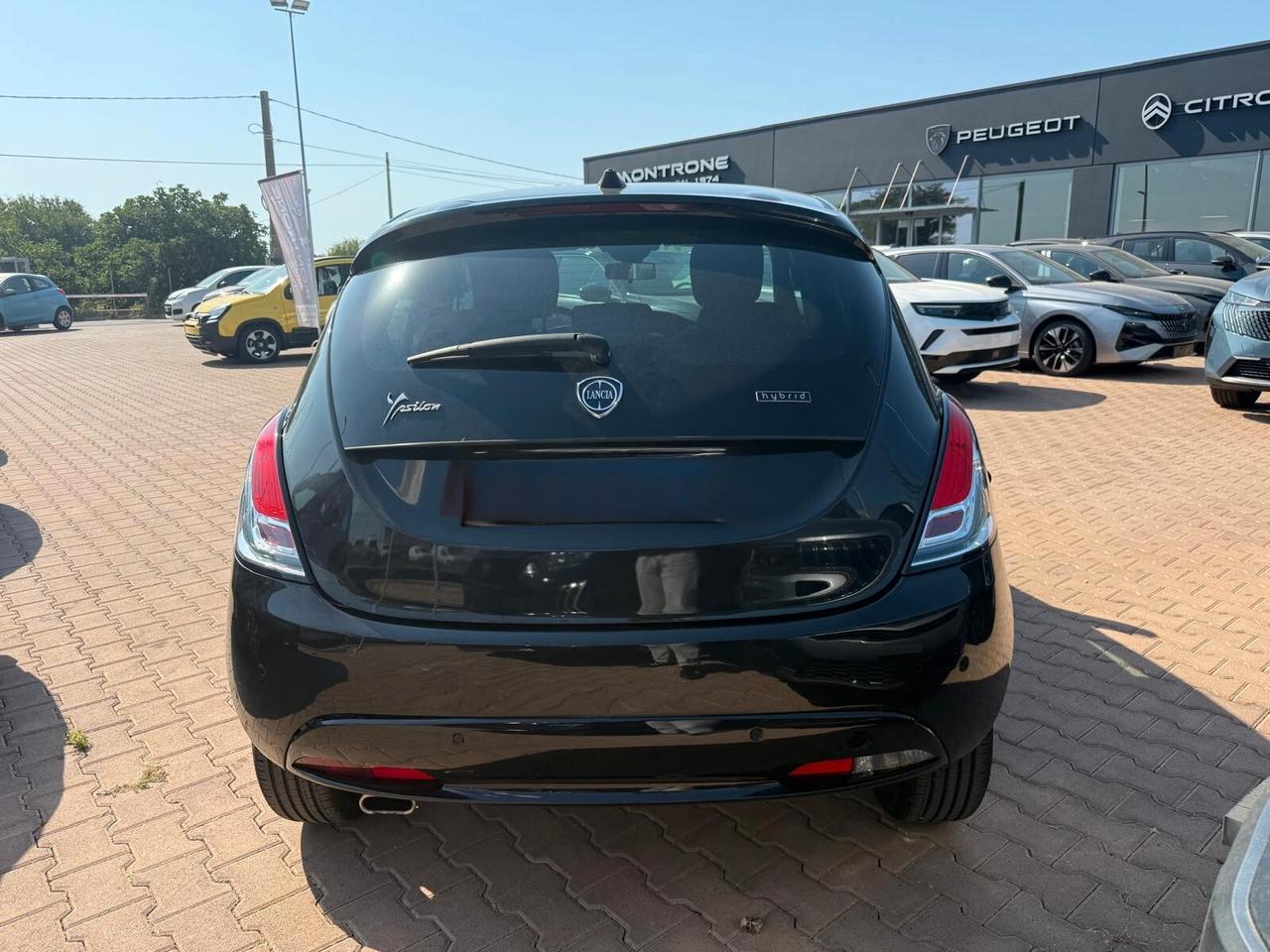 Lancia Ypsilon 1.0 FireFly 5 porte S&S Hybrid Ecochic Gold