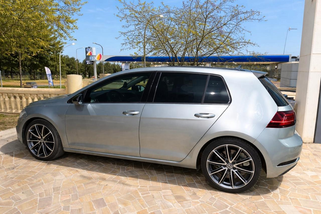 Volkswagen Golf 1.6 TDI 115 CV 5p. Highline BlueMotion Technology#LED#NAVI#CAM#COCKPIT#CARPLAY