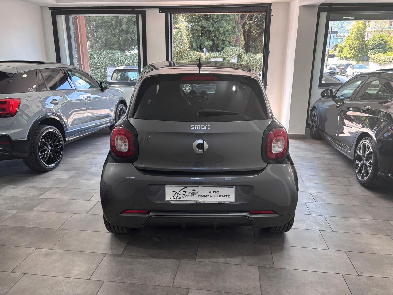 SMART FORFOUR 0.9 TURBO TWINAMIC PRIME BRABUS STYLE
