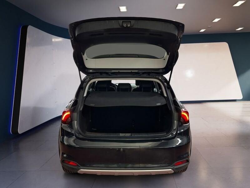 FIAT Tipo 5 porte Cross II 2021 1.0 Cross 100cv