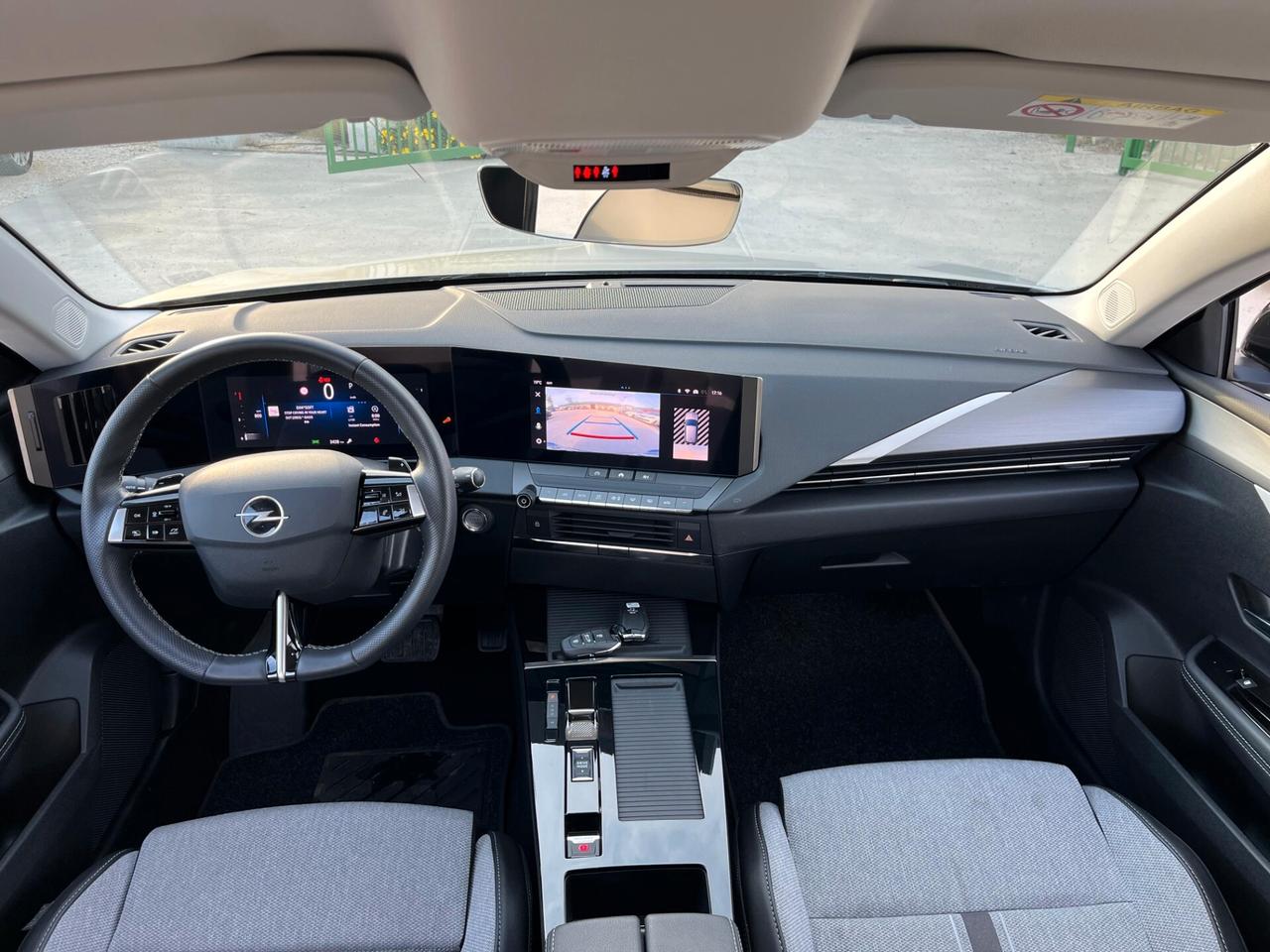 Opel Astra 1.2 Turbo 130 CV Elegance