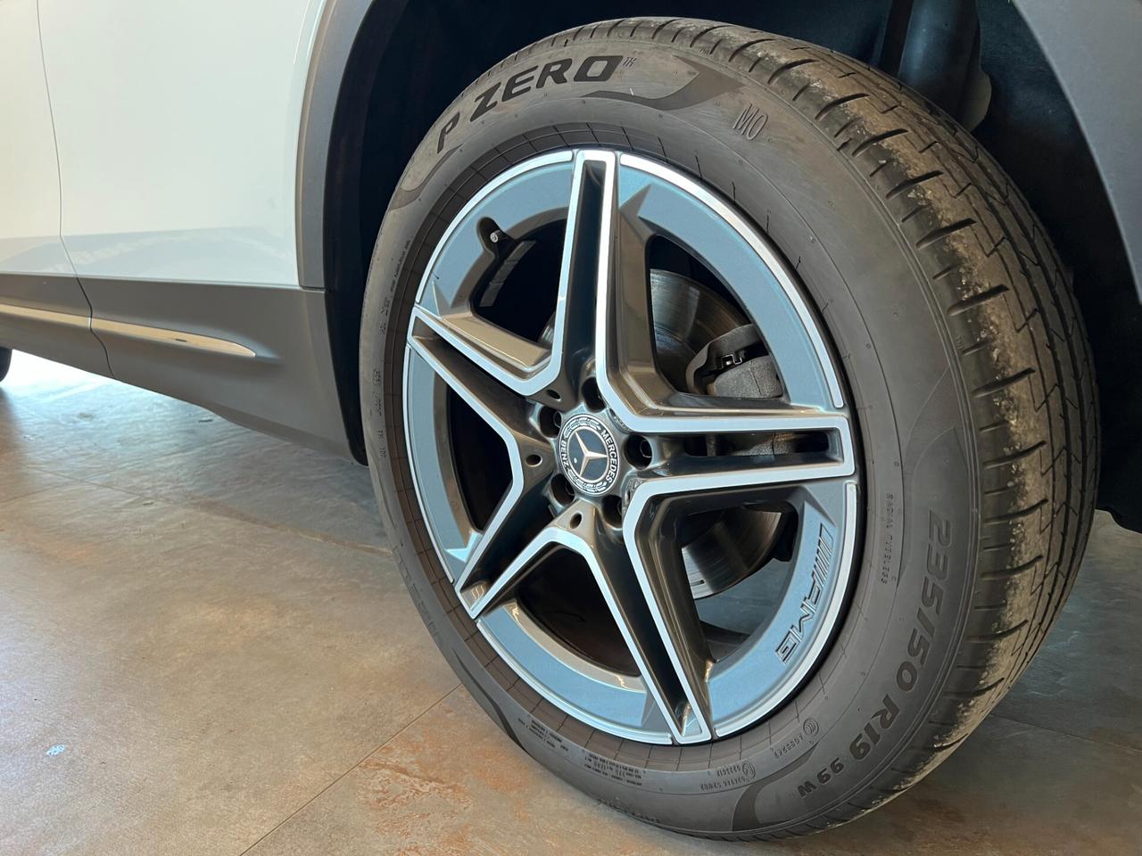 Mercedes-benz GLB 200 d Automatic Premium