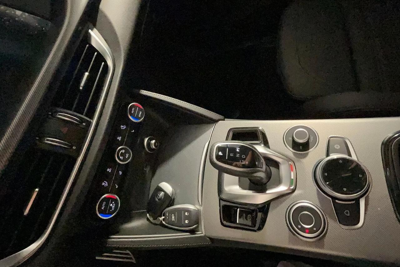 Alfa Romeo Stelvio 2.2 Turbodiesel 210 CV AT8 Q4 Veloce