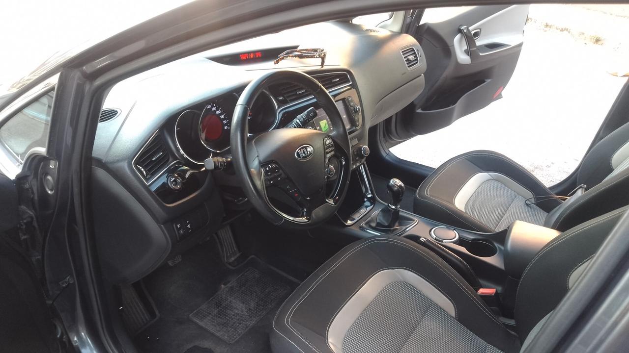 Kia Ceed cee'd 1.6 CRDi navi pelle tetto full 2016