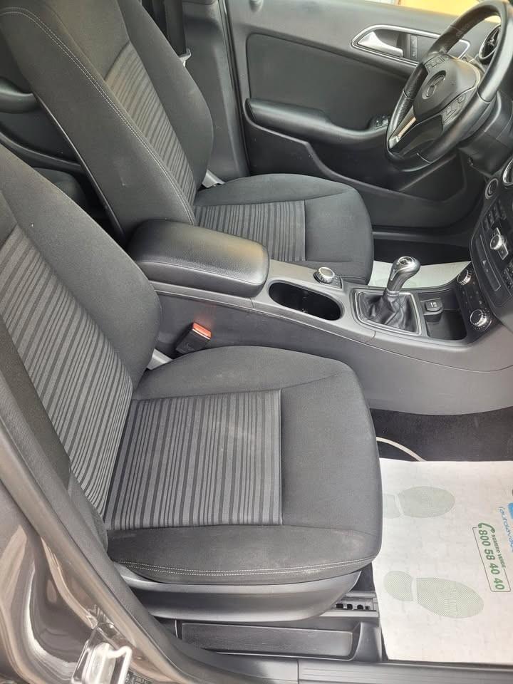 Mercedes Classe B 180 1.8 anno 2012