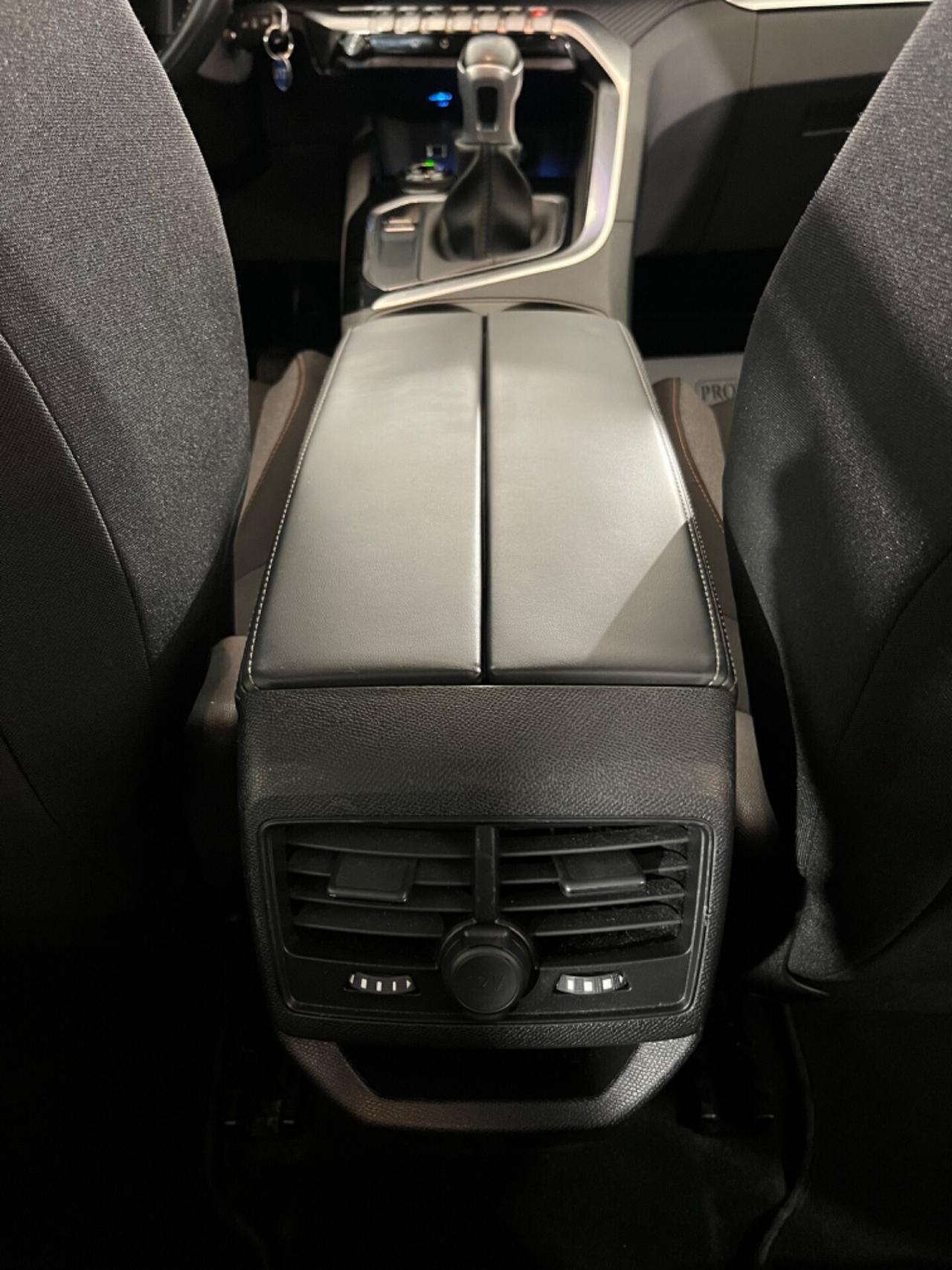 Peugeot 3008 BlueHDi 120 S&S Allure