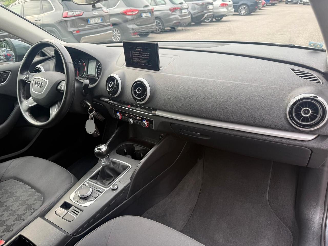 Audi A3 SPB 1.6 TDI Young