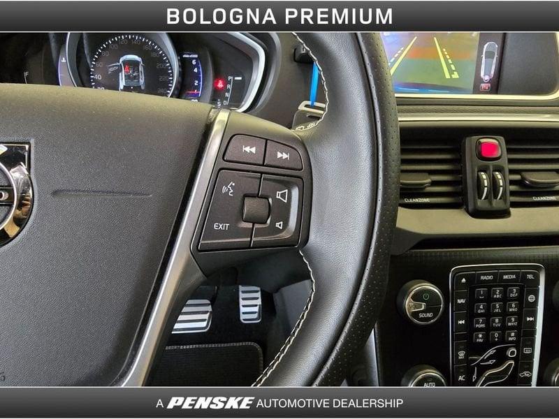 Volvo V40 T3 Geartronic R-design